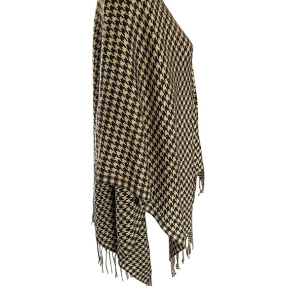 Cejon Houndstooth Cape Brown and Tan, One Size - Picture 3 of 8